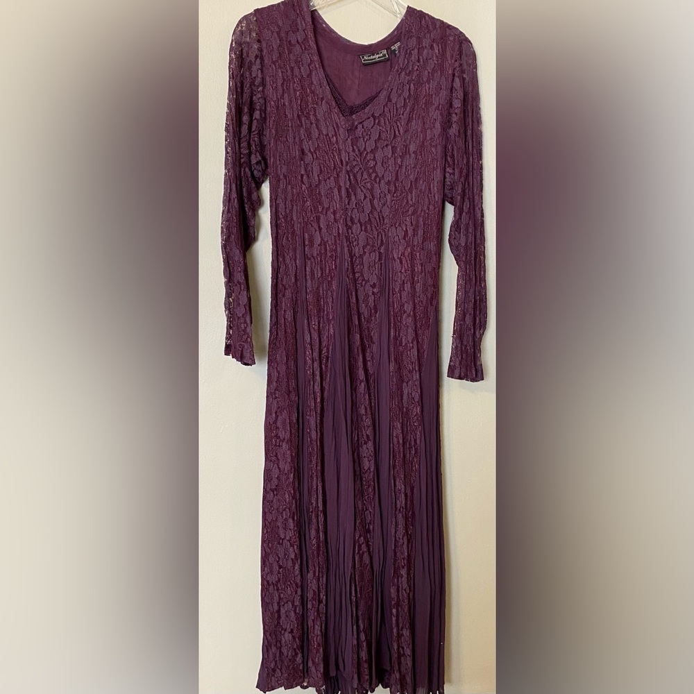 Nostalgia Burgundy maxi full length lace dress